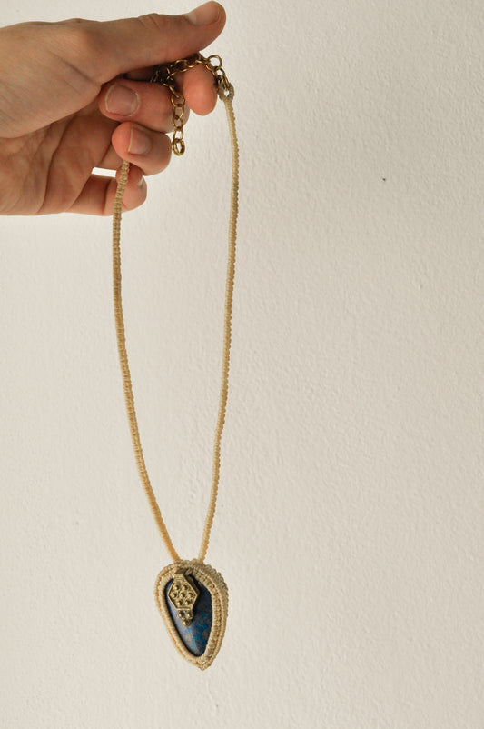 Colar de Lapis Lazuli