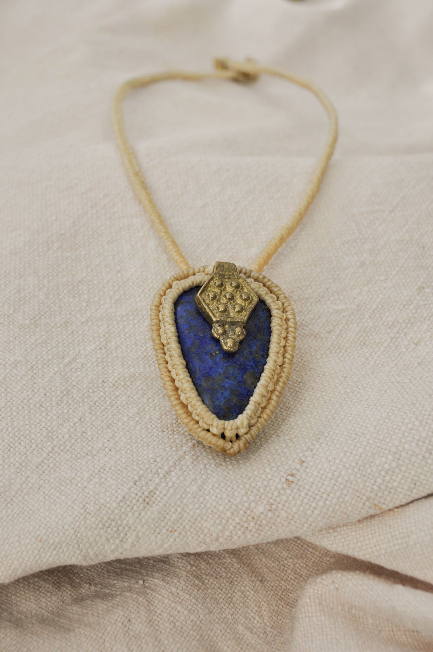 Colar de Lapis Lazuli